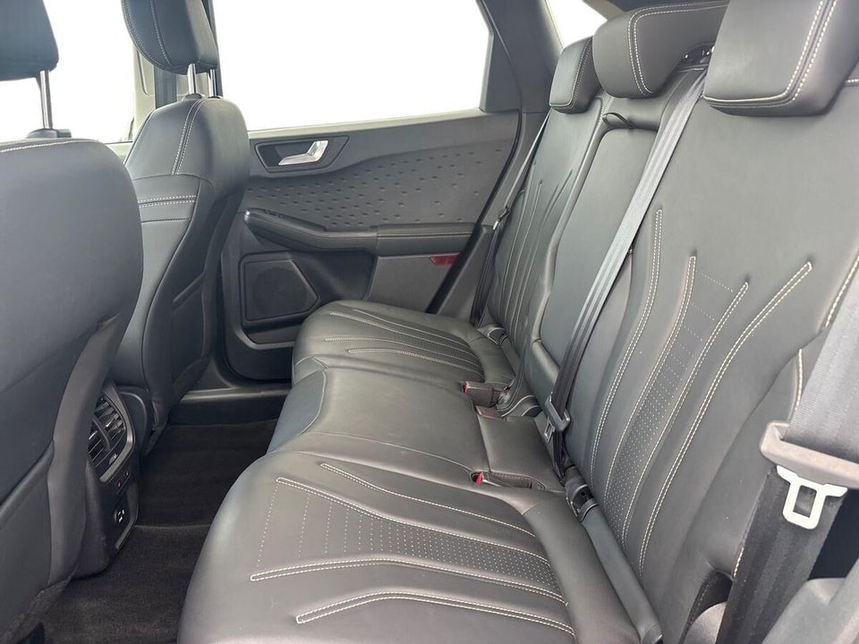 Ford Kuga 2,5 PHEV Vignale CVT 5d