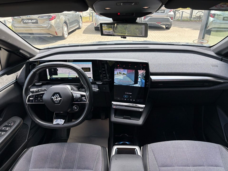 Renault Megane E-Tech 60 Techno 5d