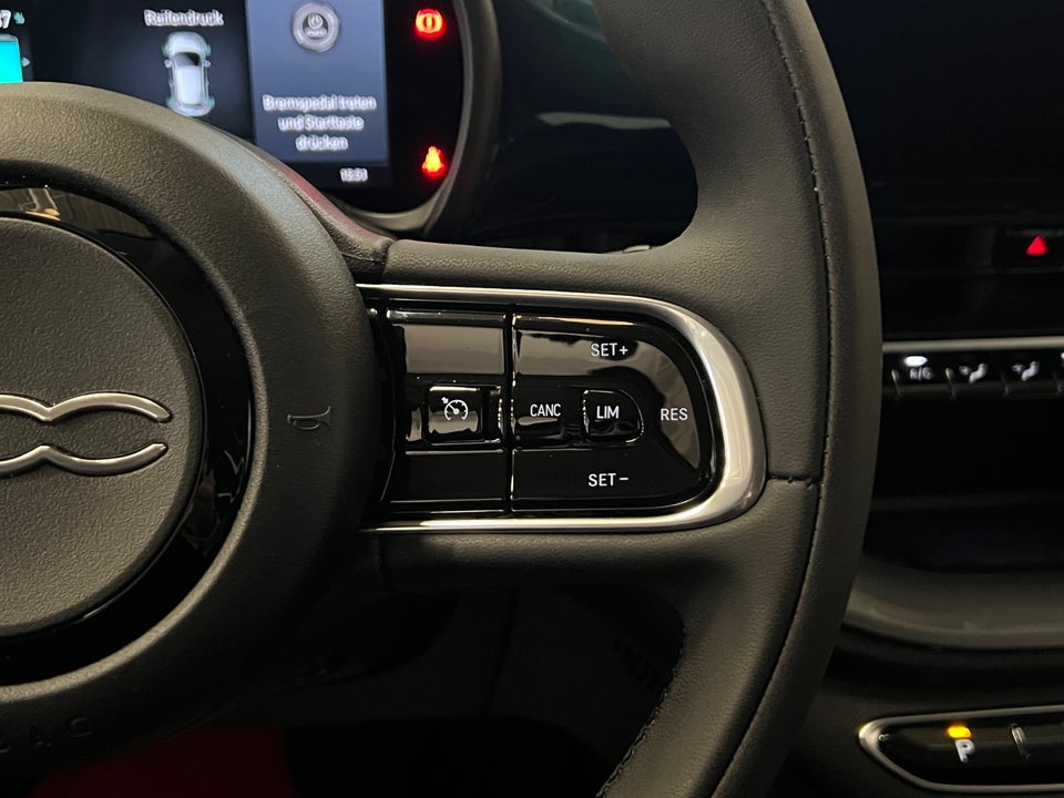 Fiat 500e 42 Icon 3d