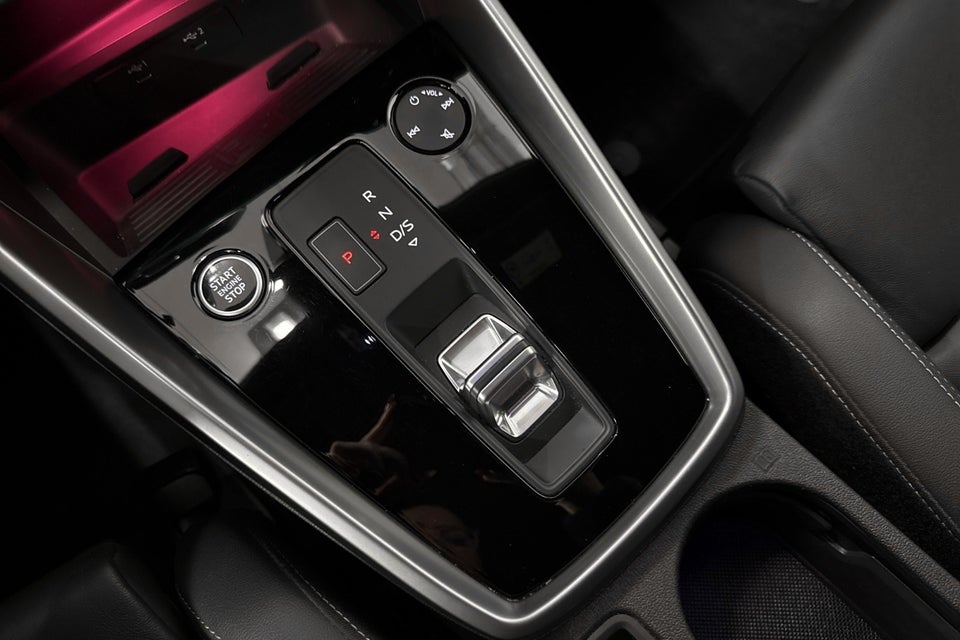 Audi A3 40 TFSi e Sportback S-tr. 5d