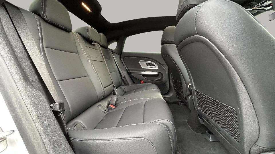 Mercedes CLA250+ electric Progressive Premium 4d