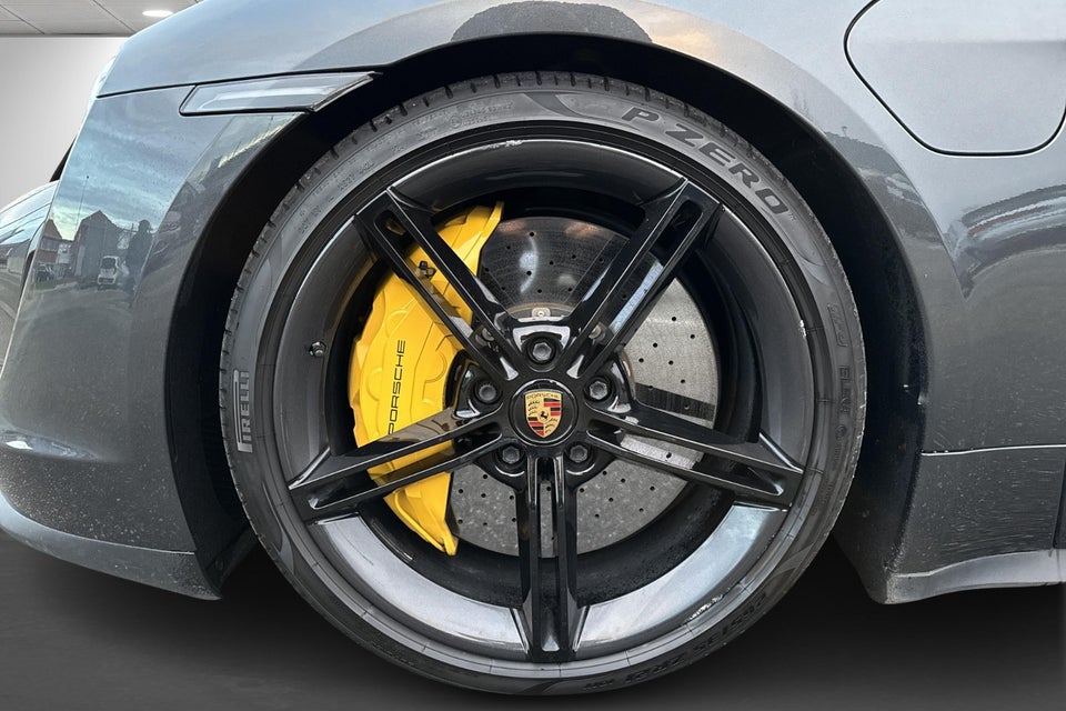 Porsche Taycan 4S Performance+ 4d