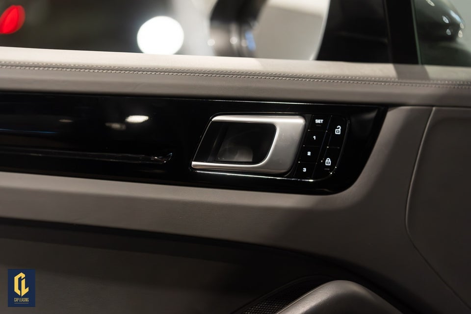 Porsche Cayenne 3,0 E-Hybrid Coupé Tiptr. 5d