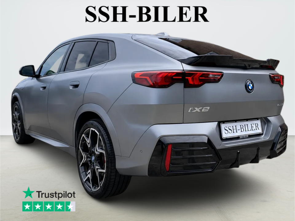 BMW iX2 eDrive20 M-Sport Pro 5d