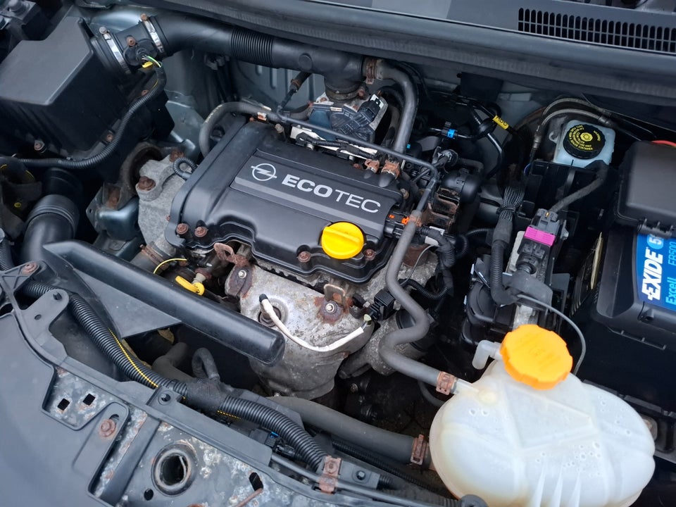 Opel Corsa 1,0 12V Enjoy 5d