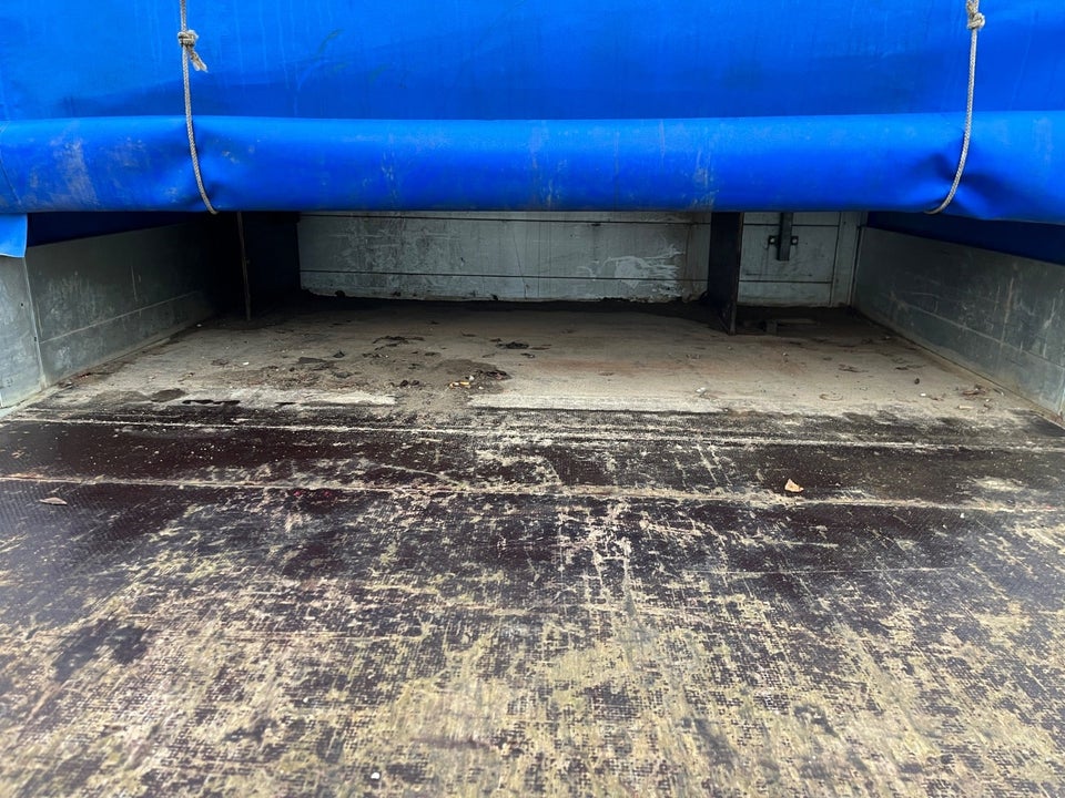 Mercedes Sprinter 516 2,2 CDi A2 Db.Kab RWD 4d