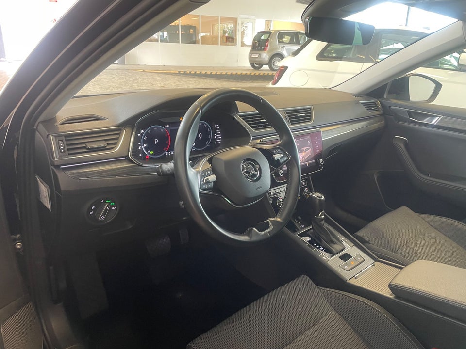 Skoda Superb 2,0 TDi 150 Style Combi DSG 5d