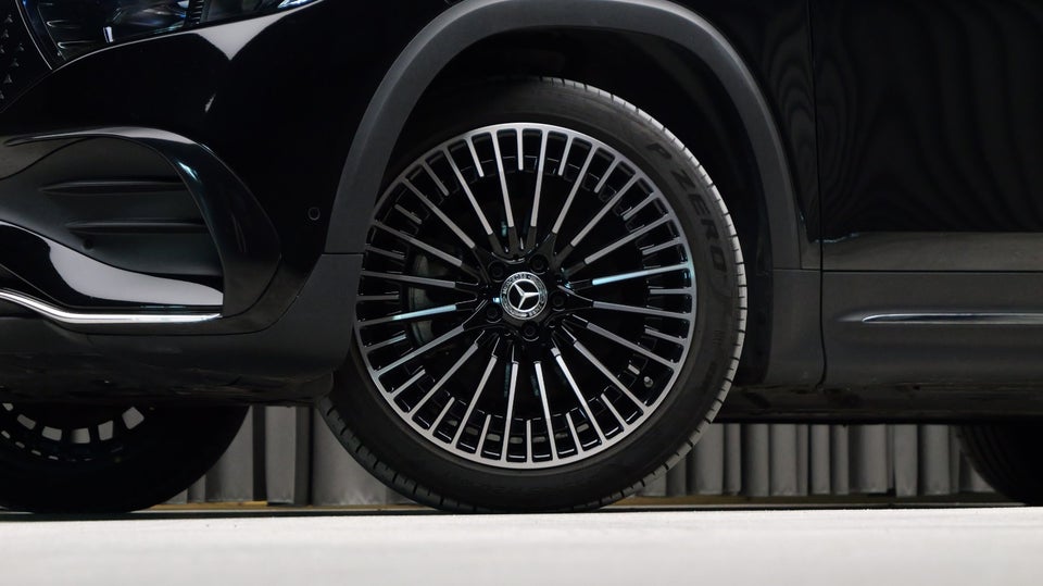 Mercedes EQB250+ AMG Line 5d