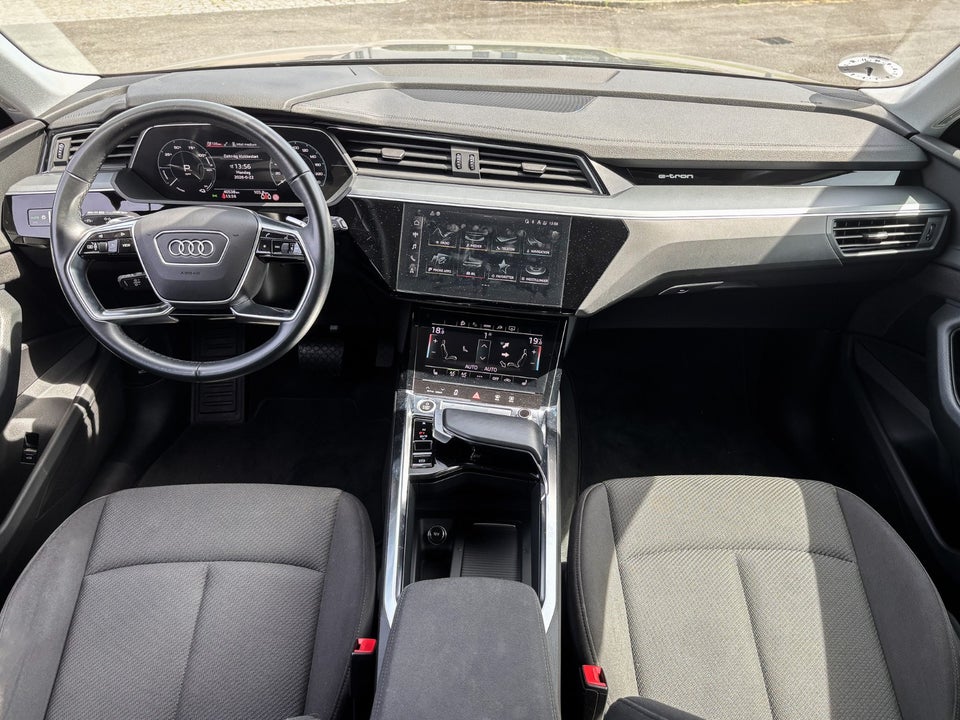 Audi e-tron 55 Prestige quattro 5d
