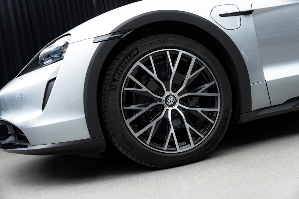 Porsche Taycan 4 Performance+ 75 Years Cross Turismo 5d