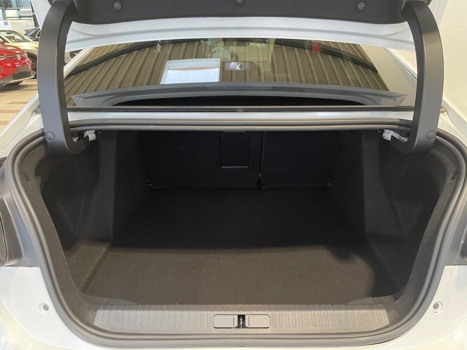 Citroën ë-C4 X 50 Palais Sky 4d