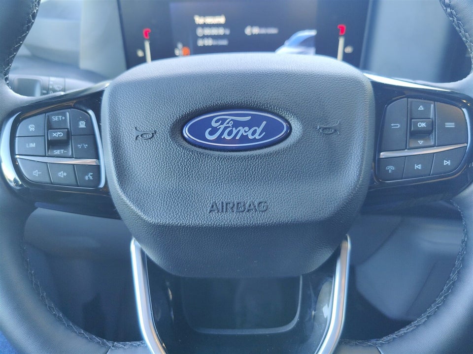 Ford E-Transit Custom 320L 64 Trend