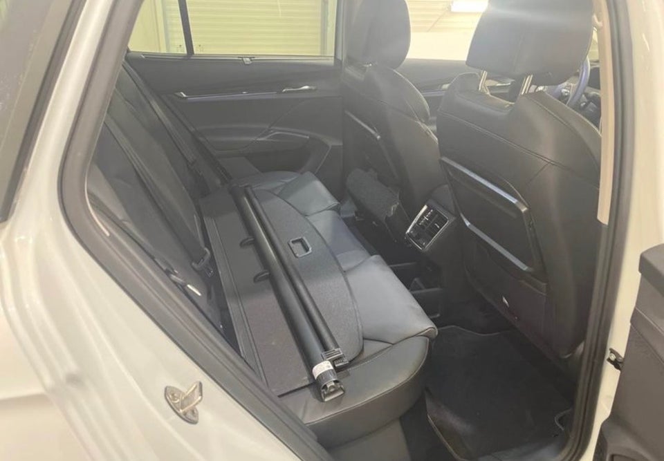 Skoda Enyaq 80 iV Suite 5d