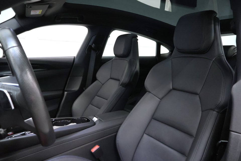 Audi e-tron GT quattro 4d