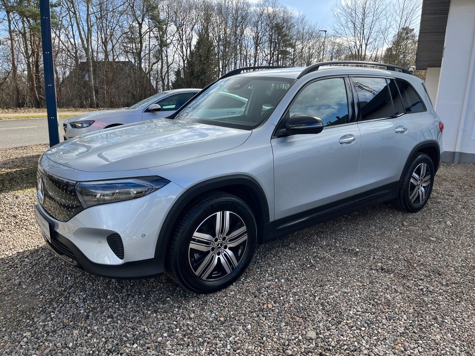 Mercedes EQB250+ Electric Art 5d