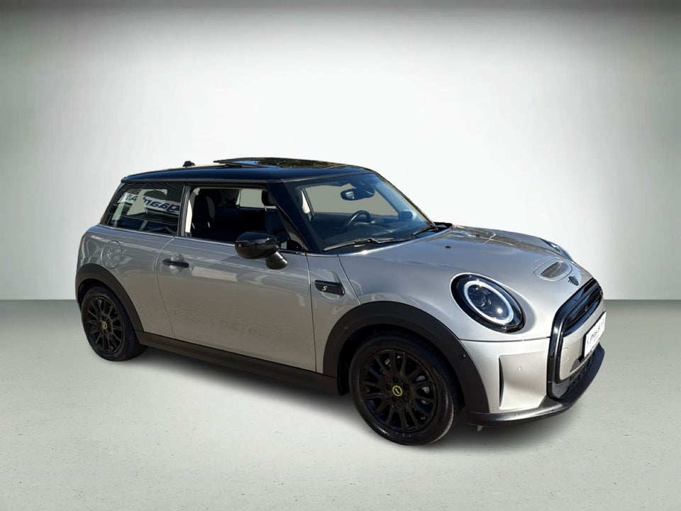 MINI Cooper SE Classic Trim 3d