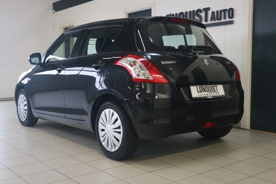 Suzuki Swift 1,2 Dualjet Club 5d