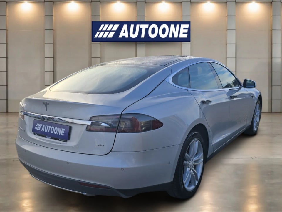 Tesla Model S 85 5d