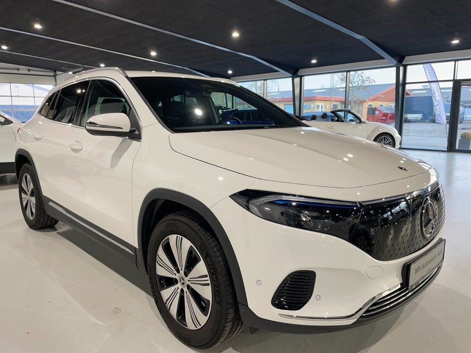 Mercedes EQA250 Progressive 5d
