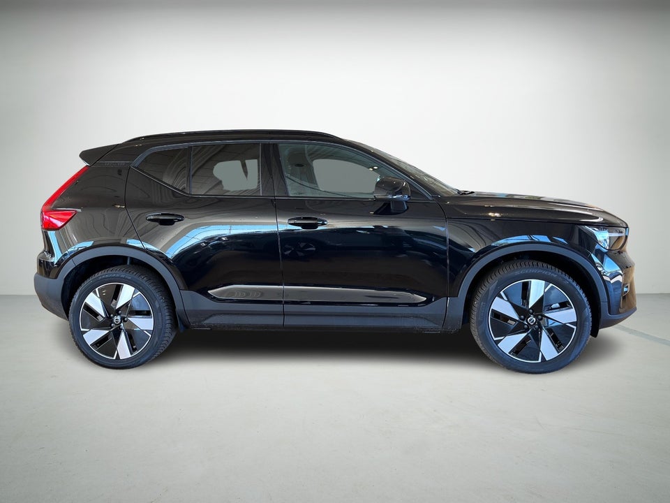 Volvo XC40 ReCharge Extended Range Plus 5d