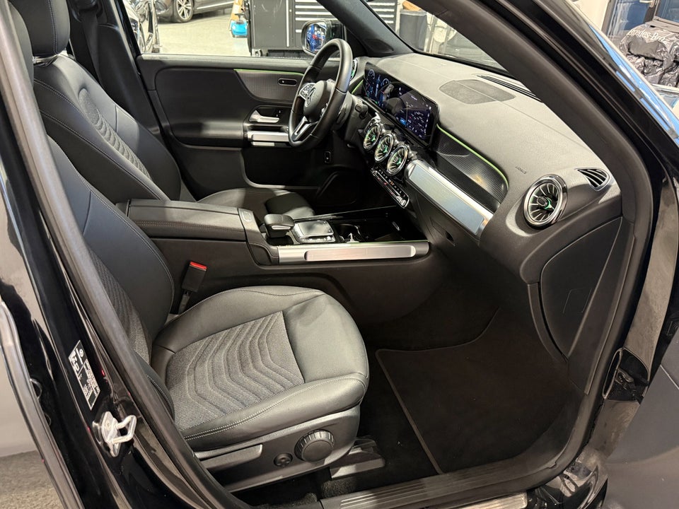 Mercedes EQB250+ Progressive 7prs 5d