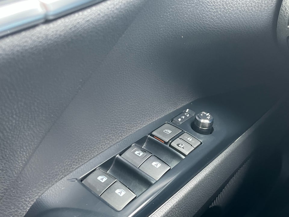 Toyota Camry 2,5 Hybrid H3 Executive CVT 4d