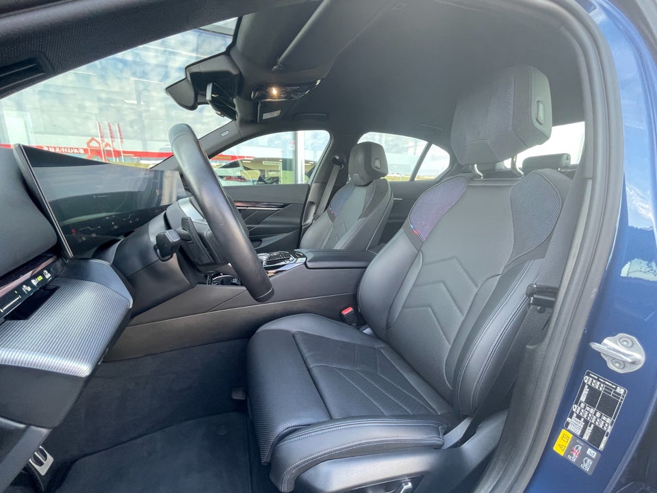 BMW i5 eDrive40 M-Sport 4d