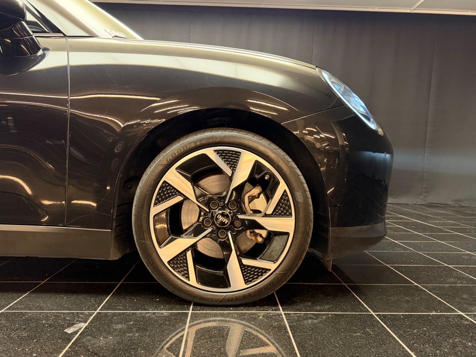 MINI Cooper SE Favoured Trim XL 3d