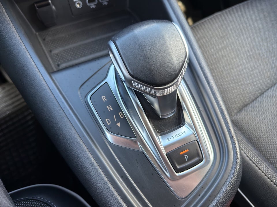 Renault Captur 1,6 E-Tech Intens 5d