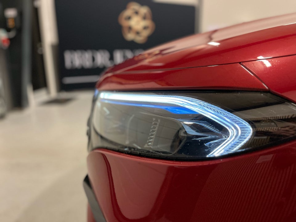 Mercedes EQA300 AMG Line 4Matic 5d