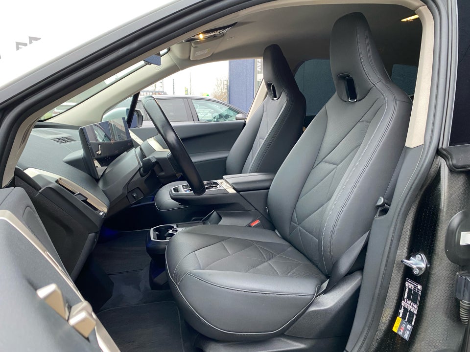BMW iX xDrive40 Sport 5d