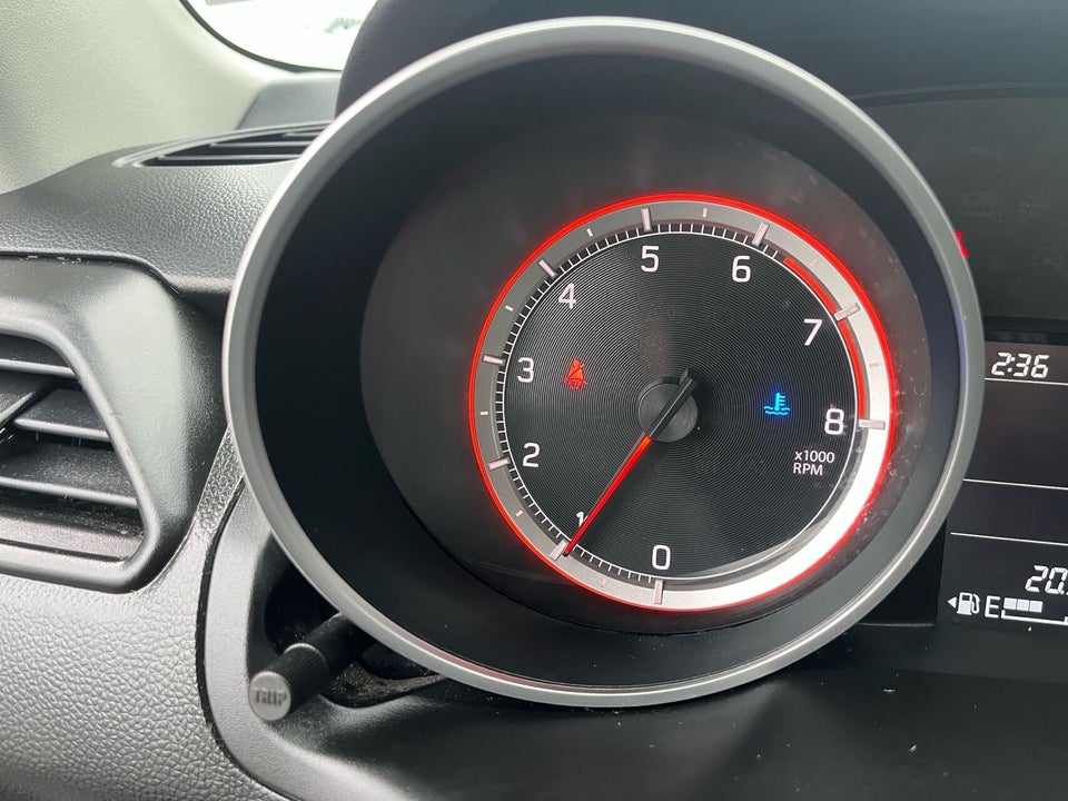 Suzuki Swift 1,2 Dualjet Club 5d