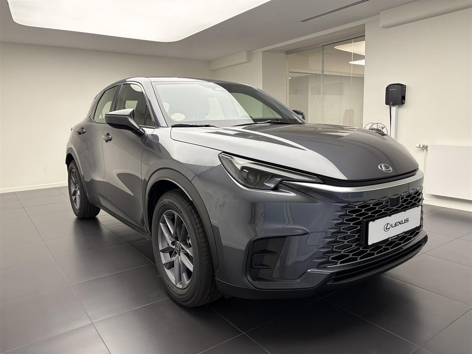 Lexus LBX 1,5 Hybrid 5d