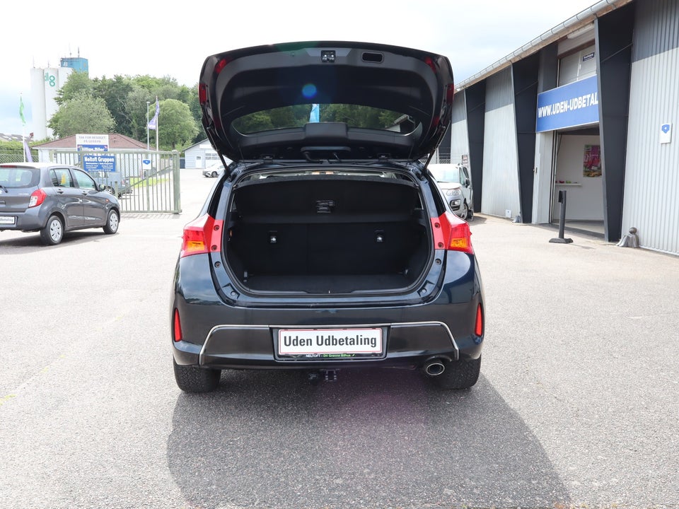 Toyota Auris 2,0 D-4D T4 5d