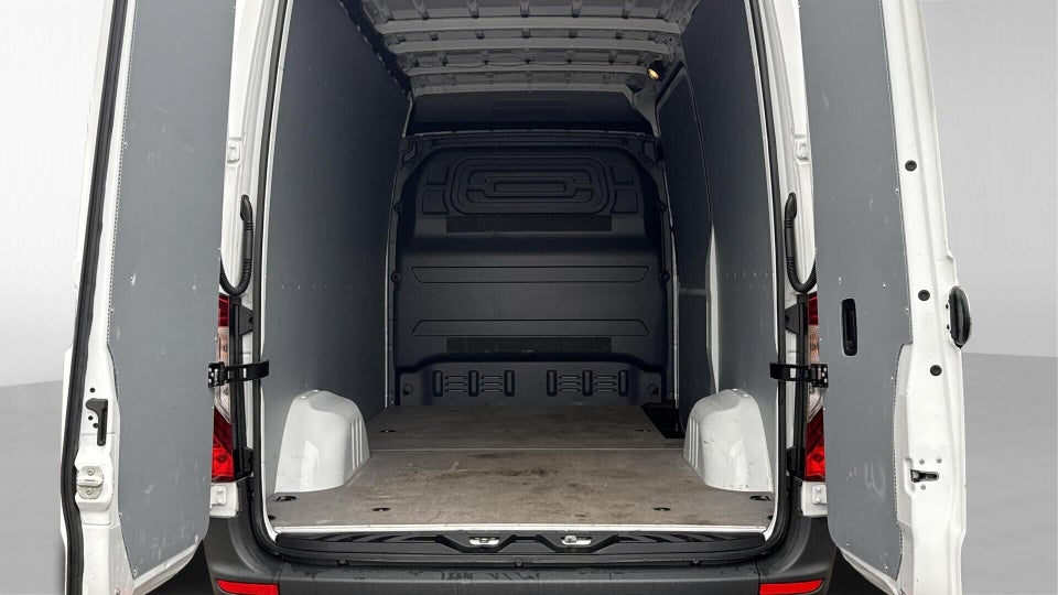 Mercedes Sprinter 317 2,0 CDi A2 Kassevogn aut. RWD
