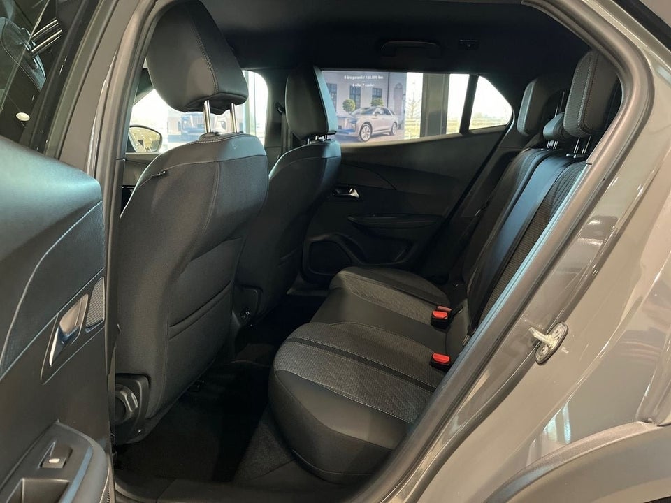 Peugeot e-2008 54 Allure 5d