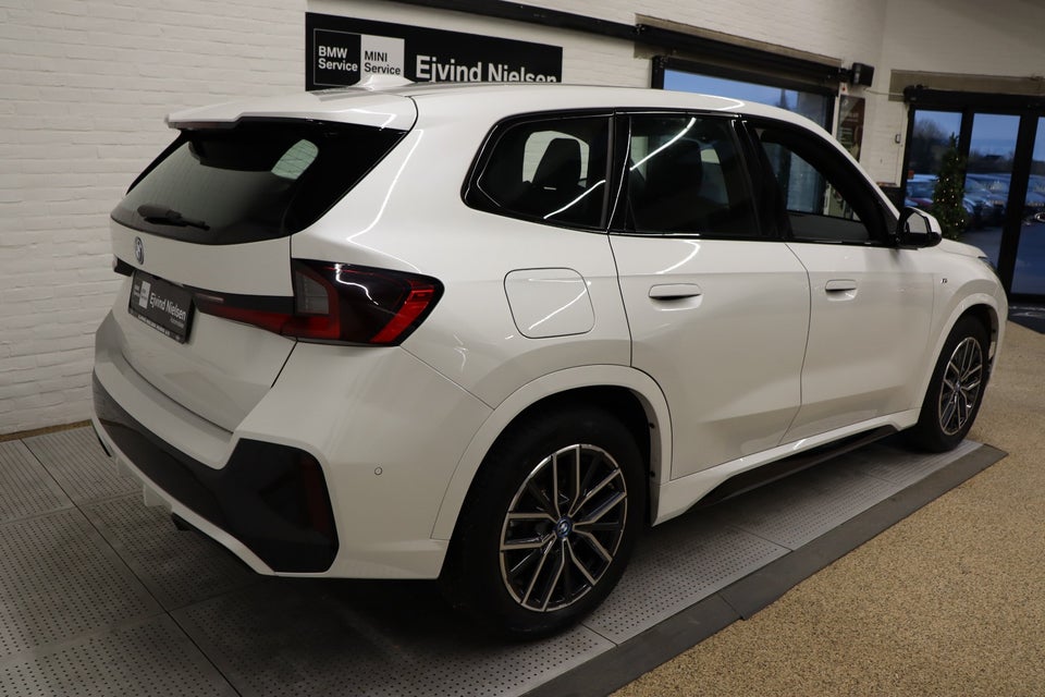 BMW iX1 xDrive30 M-Sport Premium 5d