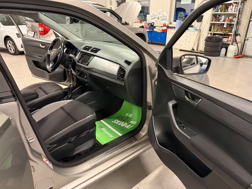 Skoda Fabia 1,0 TSi 110 Ambition Combi DSG 5d