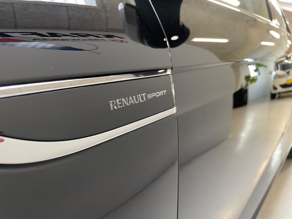 Renault Megane IV 1,6 TCe 205 GT Sport Tourer EDC 5d