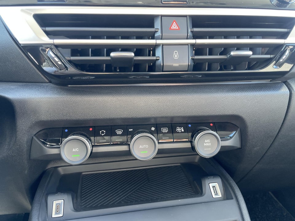 Citroën ë-C4 50 Plus 5d