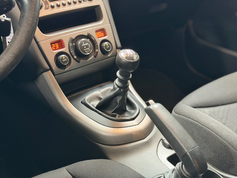 Peugeot 308 1,6 e-HDi 112 Access 5d