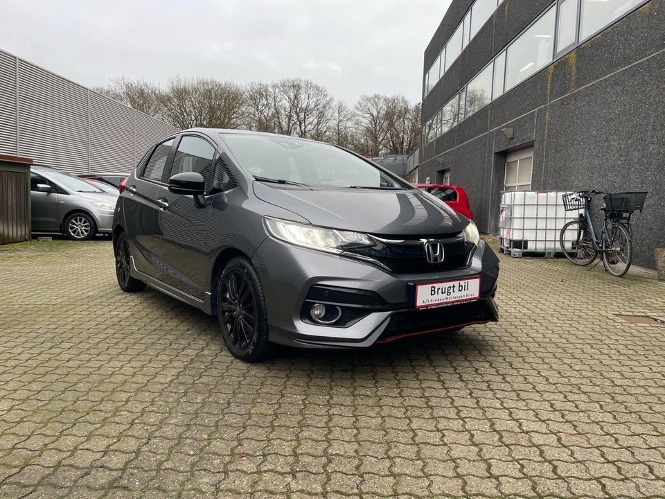 Honda Jazz 1,5 i-VTEC Dynamic 5d