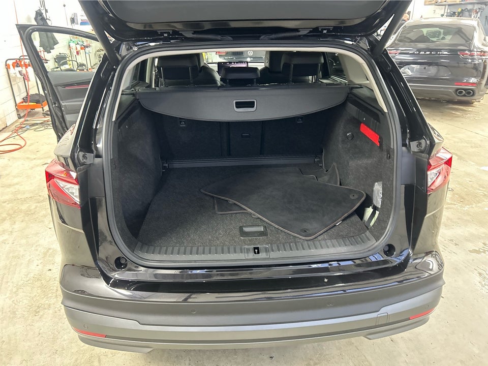 Skoda Enyaq 80 iV Selection Suite 5d