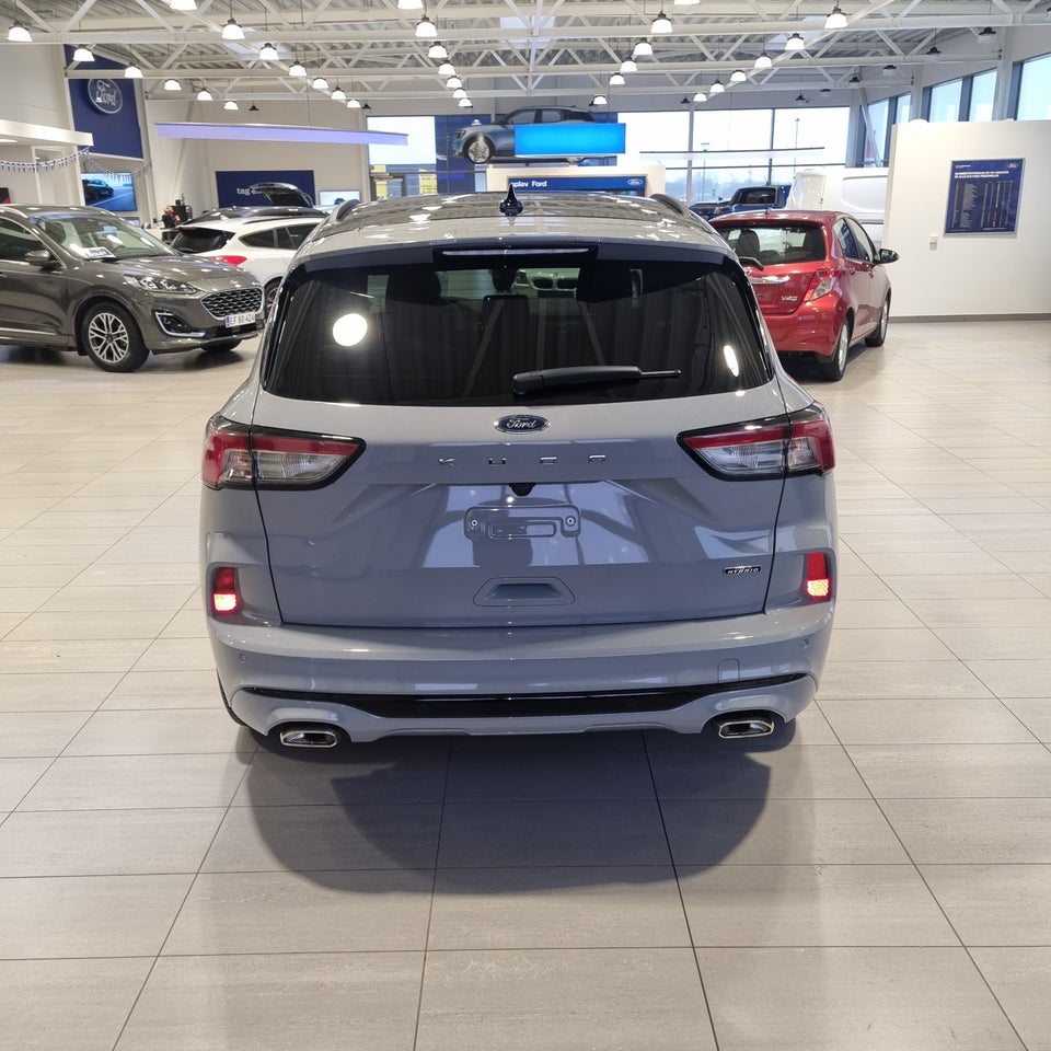 Ford Kuga 2,5 PHEV Graphite Tech CVT 5d