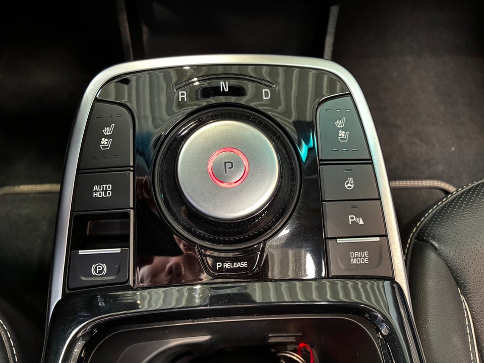 Kia Niro 64 EV Premium 5d