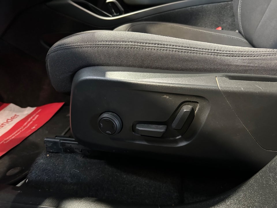 Volvo XC40 P8 ReCharge Twin Ultimate 5d