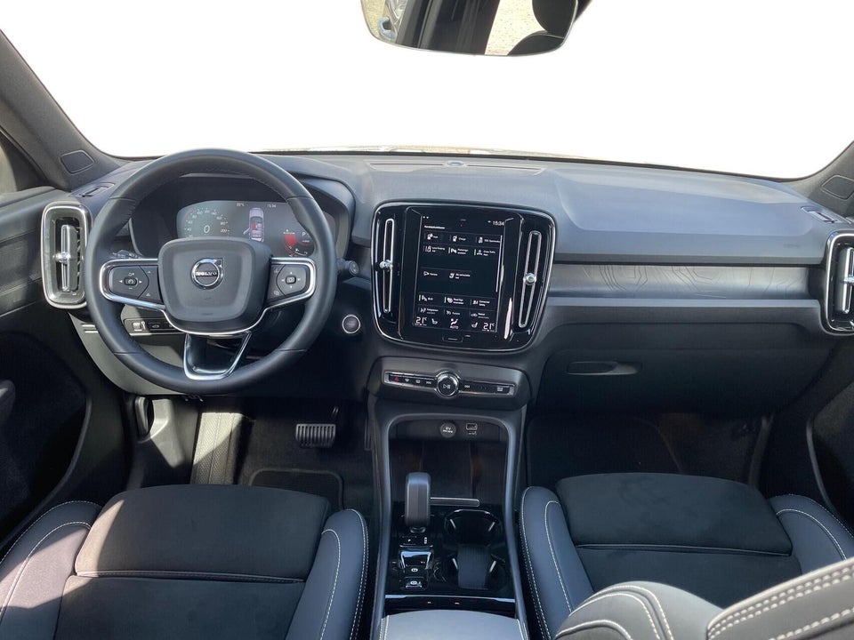 Volvo XC40 1,5 T5 ReCharge Plus Dark aut. 5d
