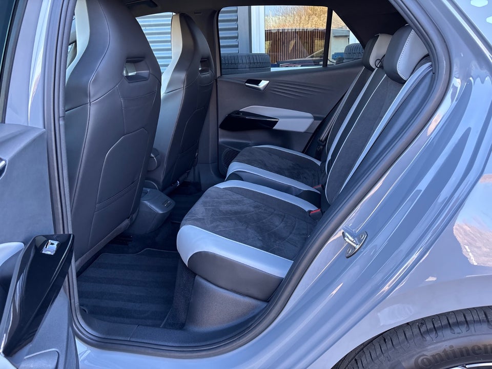 VW ID.3 77 Pro S Tour 5d