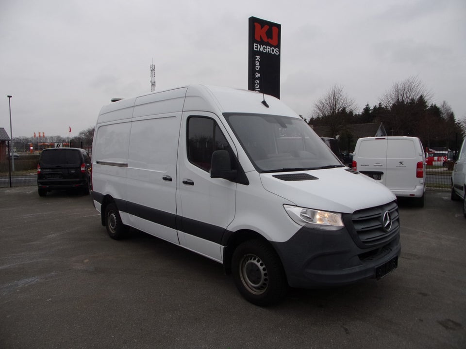 Mercedes Sprinter 316 2,2 CDi A2 Kassevogn RWD