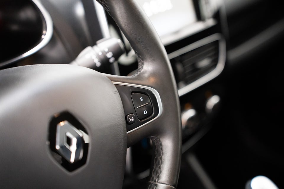 Renault Clio IV 0,9 TCe 90 Expression 5d